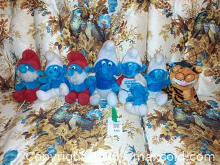 MaxSold Auction: Vintage Smurf & Garfield Plush Lot - London (Ontario, Canada) PARTNER MANAGED Estate Sale Online Auction - Alayne Crescent