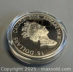 MaxSold Auction: 2005 Lunar Royal Canadian Mint $15 Year 0f The Rooster STERLING SILVER Coin in Original Case - Toronto (Ontario, Canada) PARTNER MANAGED Reseller Online Auction - Queen Street West