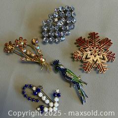 MaxSold Auction: (5) Vintage Signed / Austrian Brooches  - Toronto (Ontario, Canada) PARTNER MANAGED Reseller Online Auction - Queen Street West