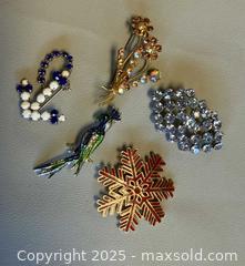 MaxSold Auction: (5) Vintage Signed / Austrian Brooches  - Toronto (Ontario, Canada) PARTNER MANAGED Reseller Online Auction - Queen Street West