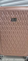 MaxSold Auction: bebe Hardside Spinner Suitcase, Rose Gold/Blush Metallic - Markham (Ontario, Canada) PARTNER MANAGED Downsizing Online Auction - Mccowan Road (STORAGE)