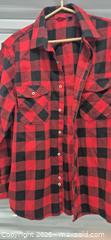MaxSold Auction: Men's Long-Sleeve Buffalo Check Flannel Shirt, Large - Markham (Ontario, Canada) PARTNER MANAGED Downsizing Online Auction - Mccowan Road (STORAGE)