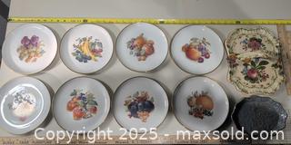 MaxSold Auction: 8 piece Eschenbach Bavaria Fruit Motif Porcelain Set, Two Decorative Trays - Warwick (Rhode Island, USA) SELLER MANAGED Reseller Online Auction - Warwick Avenue