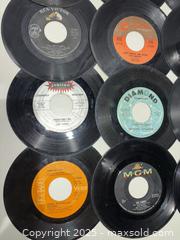 MaxSold Auction: Approx. 20 Vinyl 45 RPM Singles (7-inch) Assorted Labels & Artists - Warwick (Rhode Island, USA) SELLER MANAGED Reseller Online Auction - Warwick Avenue