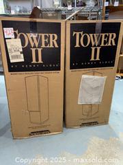 MaxSold Auction: Cambridge SoundWorks / Henry Kloss Tower II Floorstanding Speakers - Warwick (Rhode Island, USA) SELLER MANAGED Reseller Online Auction - Warwick Avenue