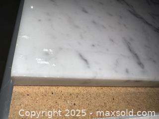 MaxSold Auction: Carrara-Style White Marble Countertop Slab - Warwick (Rhode Island, USA) SELLER MANAGED Reseller Online Auction - Warwick Avenue