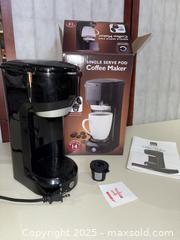 MaxSold Auction: Century Appliance Single-Serve Pod Coffee Maker, Black - Warwick (Rhode Island, USA) SELLER MANAGED Reseller Online Auction - Warwick Avenue