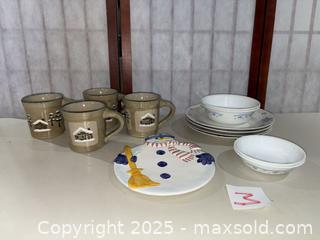 MaxSold Auction: Corelle Mixed Ceramic Dinnerware Lot with Decorative Snowman Plate - Warwick (Rhode Island, USA) SELLER MANAGED Reseller Online Auction - Warwick Avenue