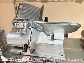MaxSold Auction: Globe Model 400 Commercial Electric Meat Slicer - Warwick (Rhode Island, USA) SELLER MANAGED Reseller Online Auction - Warwick Avenue