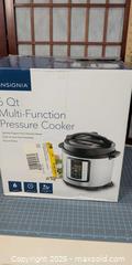 MaxSold Auction: Insignia NS-MC60SS9 6-Quart Multi-Function Electric Pressure Cooker - Warwick (Rhode Island, USA) SELLER MANAGED Reseller Online Auction - Warwick Avenue