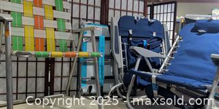 MaxSold Auction: Lot of 4 Folding Lawn/Beach Chairs, Aluminum & Steel Frames - Warwick (Rhode Island, USA) SELLER MANAGED Reseller Online Auction - Warwick Avenue