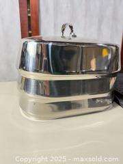 MaxSold Auction: Lot of Assorted Cookware: Pans, Grill Pans, Roasting Pan, Cast Iron - Warwick (Rhode Island, USA) SELLER MANAGED Reseller Online Auction - Warwick Avenue