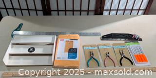 MaxSold Auction: Lot of small hand tools & stationery/craft supplies - Warwick (Rhode Island, USA) SELLER MANAGED Reseller Online Auction - Warwick Avenue