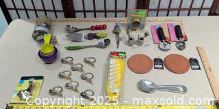 MaxSold Auction: Mixed Kitchen Utensils & Small Tabletop Accessories - Lot - Warwick (Rhode Island, USA) SELLER MANAGED Reseller Online Auction - Warwick Avenue