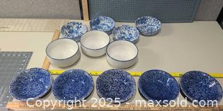 MaxSold Auction: Mixed Lot of 12 Glazed Ceramic Bowls, Large (5.5-6 in) - Warwick (Rhode Island, USA) SELLER MANAGED Reseller Online Auction - Warwick Avenue