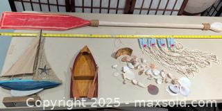 MaxSold Auction: Mixed Nautical Wall Decor & Shell Garlands (lot) - Warwick (Rhode Island, USA) SELLER MANAGED Reseller Online Auction - Warwick Avenue
