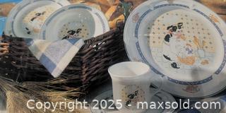 MaxSold Auction: Newcor Kitchen Krow 20-Piece Stoneware Dinnerware Set (Service for Four) - Warwick (Rhode Island, USA) SELLER MANAGED Reseller Online Auction - Warwick Avenue