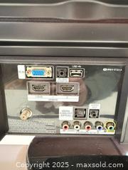 MaxSold Auction: Samsung 32 inch LN32C350D1D LCD TV - Warwick (Rhode Island, USA) SELLER MANAGED Reseller Online Auction - Warwick Avenue