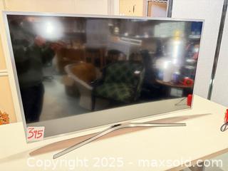 MaxSold Auction: Samsung 40" UN40MU7000F 4K UHD MU7000 Series TV - Warwick (Rhode Island, USA) SELLER MANAGED Reseller Online Auction - Warwick Avenue