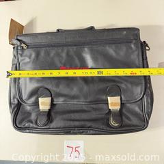 MaxSold Auction: Snap-on Black Faux Leather Briefcase/Duffel Bag (Medium) - Warwick (Rhode Island, USA) SELLER MANAGED Reseller Online Auction - Warwick Avenue