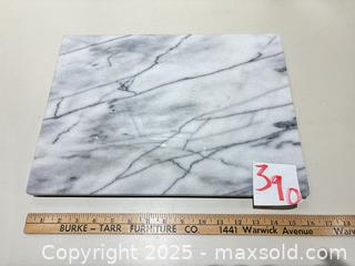 MaxSold Auction: White Gray Veined Marble Cutting Board 15.5 x 12.5 in - Warwick (Rhode Island, USA) SELLER MANAGED Reseller Online Auction - Warwick Avenue