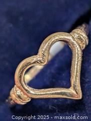 MaxSold Auction: 10K(1.27g)Ring,size 4.75 - Toronto (Ontario, Canada) PARTNER MANAGED Downsizing Online Auction - Queen Street East