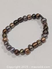 MaxSold Auction: cultured pearl stretch Bracelet  - Toronto (Ontario, Canada) PARTNER MANAGED Downsizing Online Auction - Queen Street East