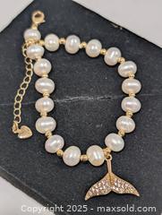 MaxSold Auction: Genuine F.W Pearl Bracelet,8.5" - Toronto (Ontario, Canada) PARTNER MANAGED Downsizing Online Auction - Queen Street East