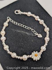 MaxSold Auction: Genuine F.W.Pearl Bracelet,8.5" - Toronto (Ontario, Canada) PARTNER MANAGED Downsizing Online Auction - Queen Street East