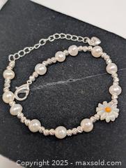 MaxSold Auction: Genuine F.W.Pearl Bracelet,8.5" - Toronto (Ontario, Canada) PARTNER MANAGED Downsizing Online Auction - Queen Street East