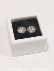 MaxSold Auction: Genuine Moissanite(App 1.9ct) - Toronto (Ontario, Canada) PARTNER MANAGED Downsizing Online Auction - Queen Street East