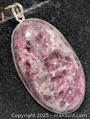 MaxSold Auction: Silver(11.01g)natural purple lepidolite  - Toronto (Ontario, Canada) PARTNER MANAGED Downsizing Online Auction - Queen Street East