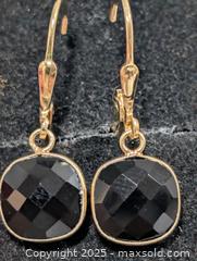 MaxSold Auction: Silver(2.12g)Black Onyx Earring  - Toronto (Ontario, Canada) PARTNER MANAGED Downsizing Online Auction - Queen Street East