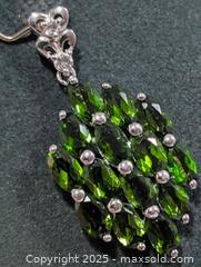 MaxSold Auction: Silver(2.45g)Chrome Diopside Pendant  - Toronto (Ontario, Canada) PARTNER MANAGED Downsizing Online Auction - Queen Street East