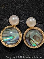 MaxSold Auction: Silver(3.25g)Abalone shell and pearl - Toronto (Ontario, Canada) PARTNER MANAGED Downsizing Online Auction - Queen Street East
