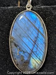 MaxSold Auction: Silver(6.41g) Labradorite Pendant  - Toronto (Ontario, Canada) PARTNER MANAGED Downsizing Online Auction - Queen Street East