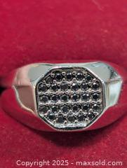 MaxSold Auction: Silver(9.55g)Black Onyx Ring,size 8 - Toronto (Ontario, Canada) PARTNER MANAGED Downsizing Online Auction - Queen Street East