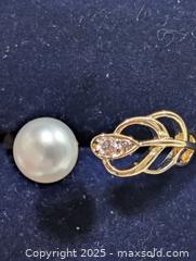 MaxSold Auction: Silver Pearl Ring,size 8  - Toronto (Ontario, Canada) PARTNER MANAGED Downsizing Online Auction - Queen Street East