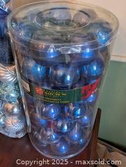 MaxSold Auction: HUGE LOT OF CHRISTMAS TREE ORNAMENTS - Loyalist (Ontario, Canada) SELLER MANAGED Downsizing Online Auction - Main Street