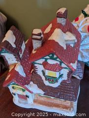 MaxSold Auction: LOT OF 3 FESTIVE DECOR ITEMS- TREE LIGHTS UP - Loyalist (Ontario, Canada) SELLER MANAGED Downsizing Online Auction - Main Street