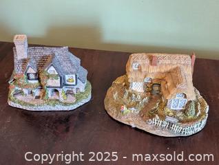 MaxSold Auction: LOT OF 4 1980S ENGLISH & IRISH MINI BUILDINGS - Loyalist (Ontario, Canada) SELLER MANAGED Downsizing Online Auction - Main Street