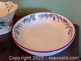 MaxSold Auction: PAIR OF CHRISTMAS THEMED DISHES - Loyalist (Ontario, Canada) SELLER MANAGED Downsizing Online Auction - Main Street