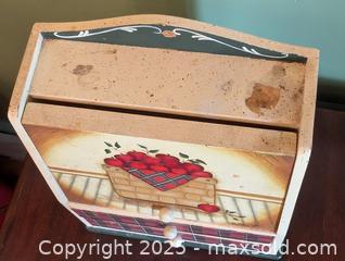 MaxSold Auction: WOODEN WALL HANGING MAKEUP CABINET - Loyalist (Ontario, Canada) SELLER MANAGED Downsizing Online Auction - Main Street
