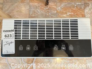 MaxSold Auction: Air Purifier and Polisher B - Toronto (Ontario, Canada) Downsizing Online Auction - Eden Valley Drive