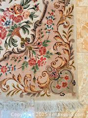 MaxSold Auction: Area Rug B - Toronto (Ontario, Canada) Downsizing Online Auction - Eden Valley Drive