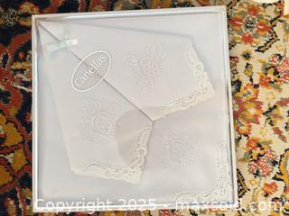 MaxSold Auction: Baskets and More B - Toronto (Ontario, Canada) Downsizing Online Auction - Eden Valley Drive