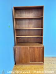 MaxSold Auction: Bookshelf and Cabinet C - Toronto (Ontario, Canada) Downsizing Online Auction - Eden Valley Drive