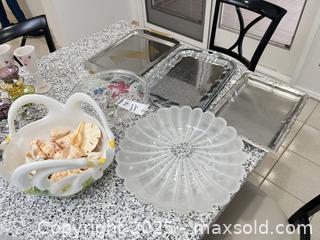 MaxSold Auction: Bowls and Trays B - Toronto (Ontario, Canada) Downsizing Online Auction - Eden Valley Drive