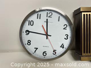 MaxSold Auction: Clocks, Lamp, Frame - Toronto (Ontario, Canada) Downsizing Online Auction - Eden Valley Drive