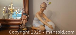 MaxSold Auction: Figurines - Toronto (Ontario, Canada) Downsizing Online Auction - Eden Valley Drive